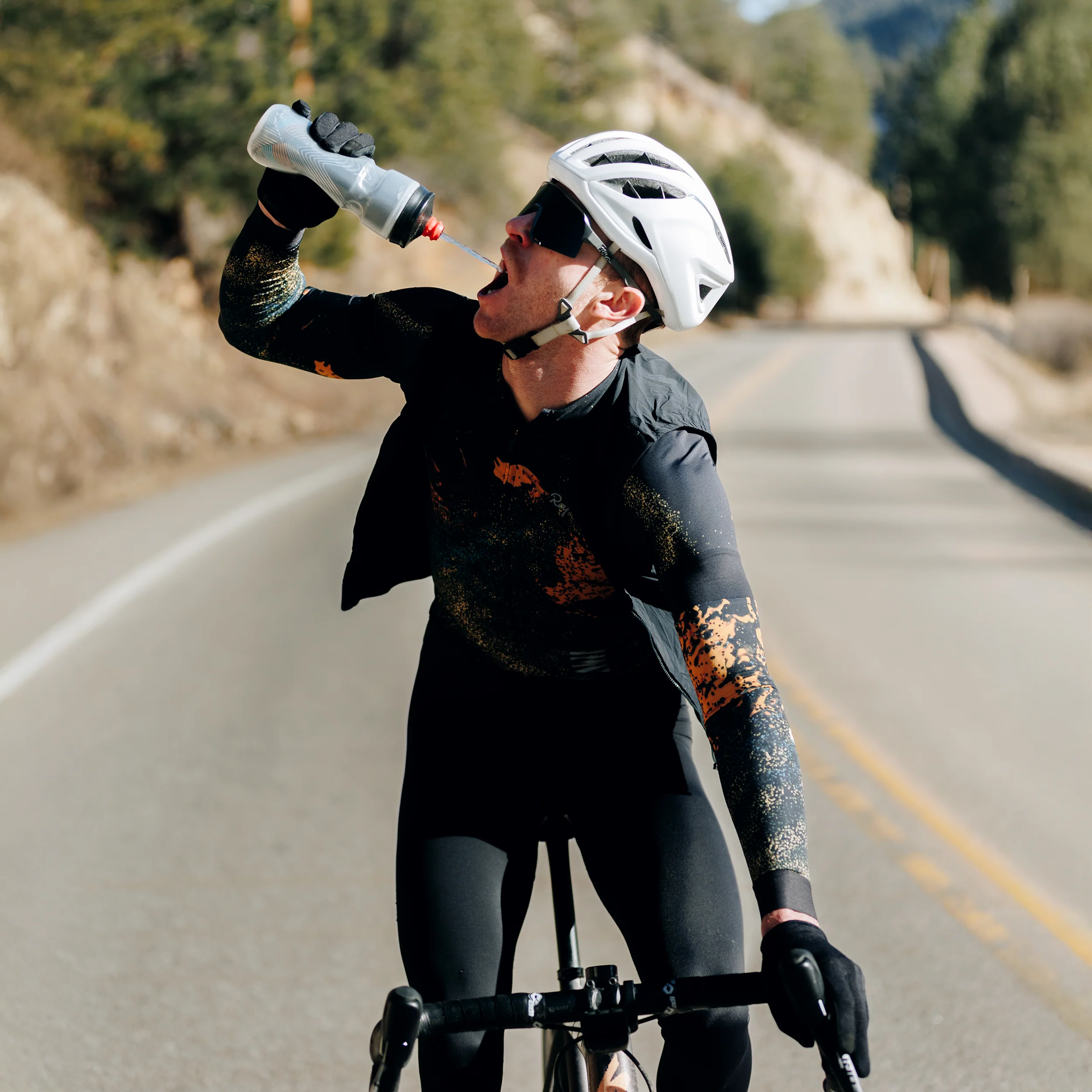 Polar™ Surge 24oz/700ml - Image 11